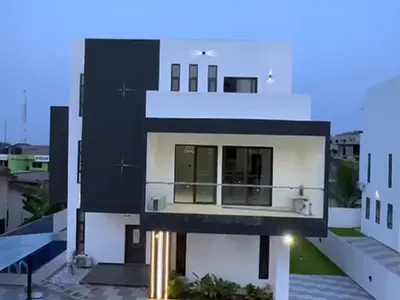 Executive 4 Bedroom House with Boys Quarters and Swimming Pool — East Legon Street, East Legon, Accra