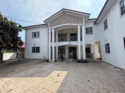19 Bedroom Furnished Hospital — Chrispo City, Kasoa, Awutu-Senya East, Central Region