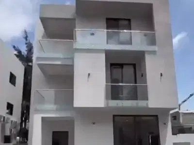 5 Bedroom House — Airport Residential Area, Accra