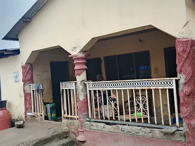 7 Bedroom House in a Great Location — Buokrom Estate G-Line, Kwabre, Ashanti