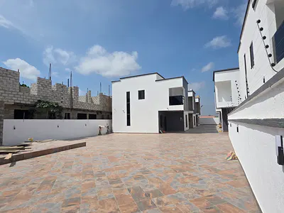 3 Bedroom Townhouse — Ashaley Botwe, Ashaley Botwe, Adenta Municipal, Accra