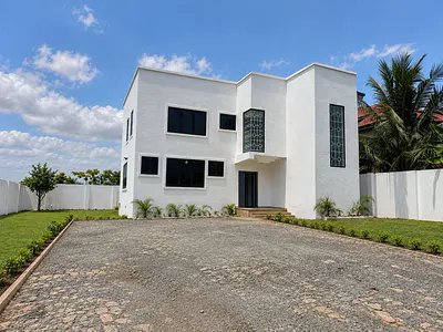 5 Bedroom House — Tse Addo, Accra