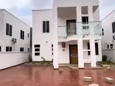 4 Bedroom House with Boys Quarters and Swimming Pool — Adjiringano, East Legon, Accra