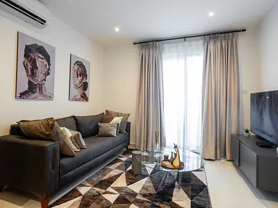 Furnished 1 Bedroom Apartment with Swimming Pool and Gym — East Legon, Accra