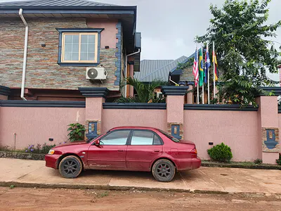 18 Bedrooms Hotel. (Operational) — Duase / Buoban., Kumasi Metropolitan, Ashanti