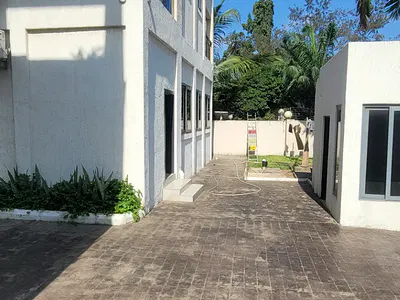 3 Bedroom Townhouse — Airport Residential, Airport Residential Area, Accra