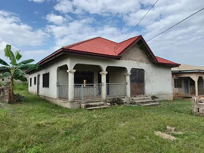 4 Bedroom House — Ejisu Donaso., Ejisu-Juaben Municipal, Ashanti