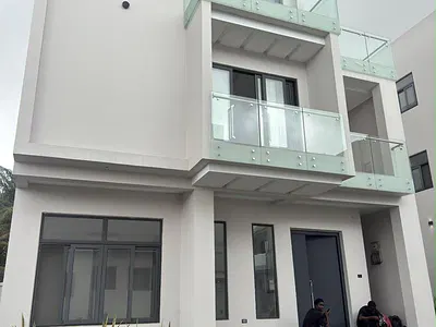 Fully Furnished 4 Bedroom in a Gated Community. — Legos Avenue, East Legon, Accra