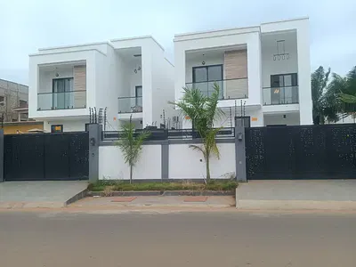 4 Bedroom House — Sakumono, Tema, Accra
