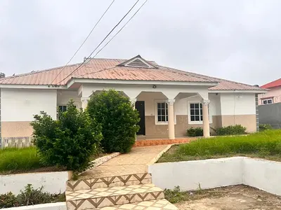 4 Bedrooms House — Boko Estate Junction, Near Denkyembuoso, Kwadaso., Kumasi Metropolitan, Ashanti