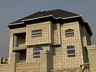 5 Bedroom House — Senfi, Dominase. Near Anwiankwanta. on Santasi Obuasi Road., Kumasi Metropolitan, Ashanti