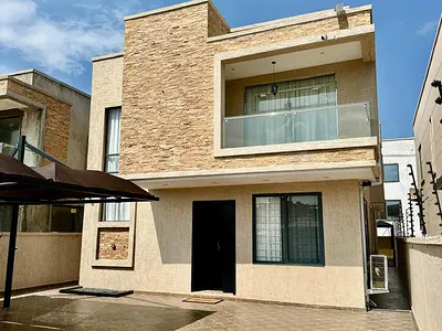 Beautiful 3 Bedrooms House