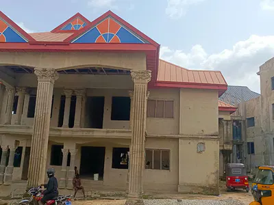 10 Bedroom House — Buobai, Asore Mampong, Kumasi Metropolitan, Ashanti