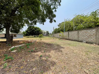 1 Acre Prime Land — Cantonments, Accra