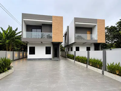 Awesome 4 Bedroom House — Oyarifa Road, Oyarifa, La Nkwantanang Madina Municipal, Accra