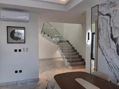 5 Bedroom Luxury House with Swimming Pool — Cantonments, Accra