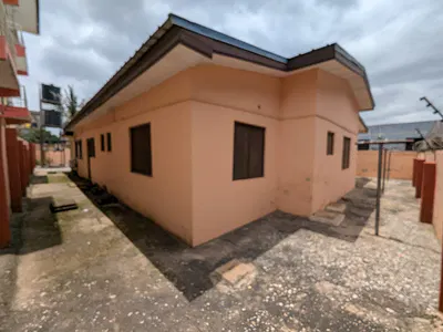 4 Bedroom Detached Bungalow with Boys Quarters — Tantra Hills, Achimota, Accra