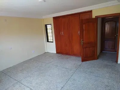 5 Bedroom House — Abelemkpe, Accra