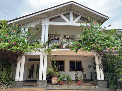 5 Bedroom Executive House with Boys' Quarters — Dzorwulu, Accra