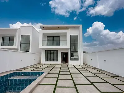 4 Bedroom House with Boys Quarters and Swimming Pool — School Junction, Ashaley Botwe, Adenta Municipal, Accra