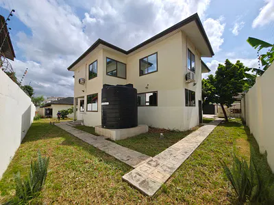 8 Bedroom Detached Bungalow with Boys Quarters — A&c Mall Area, East Legon, Accra