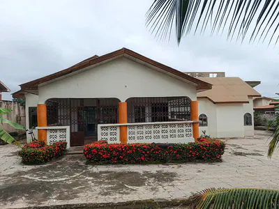 4 Bedrooms House — Afrancho, Bible School, Kumasi Metropolitan, Ashanti