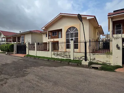 4 Bedroom Executive House — Lashibi, Accra