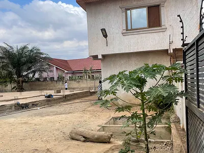 Storey Building with 2 Shops and 2 Bedrooms — Commando, Adenta, Adenta Municipal, Accra