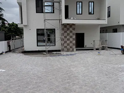 Modernized 5-Bedroom Luxury House — Santasi Road, Kumasi Metropolitan, Ashanti