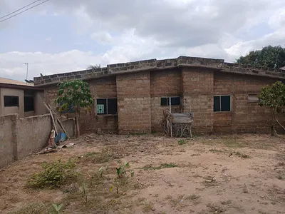 6 Bedroom House on 2 Plots of Land — KFC, Ablekuma, Ga Central Municipal, Accra
