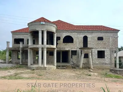 8 Bedrooms House — Adako Jarchi, in Tech Ejisu Road, Kumasi Metropolitan, Ashanti