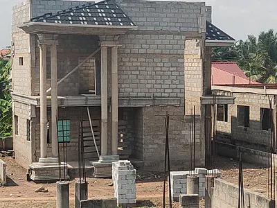 4-Bedroom Detached Duplex with Swimming Pool — Kokrobite, Accra