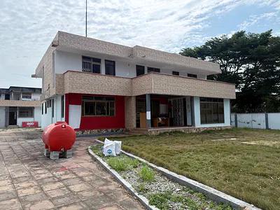 5 Bedroom Office Space — Near Capital Fourth Circular Road, Cantonments, Accra