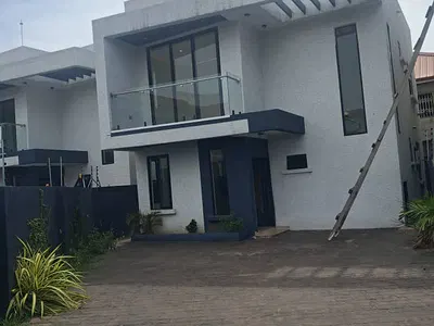 Nice 3 Bedroom House — School Junction, Nmai Dzorn, East Legon, Accra