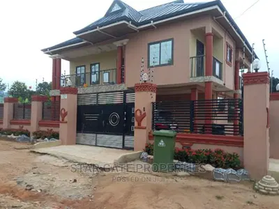 4 Bedrooms House — Agyako Buoho, Near Buoho, Atimatim., Kumasi Metropolitan, Ashanti