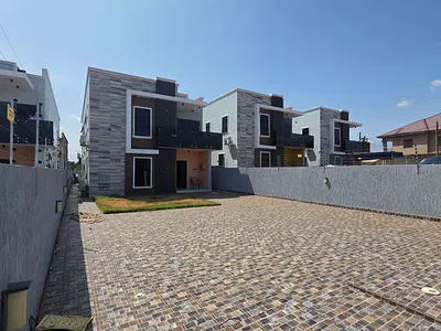 4 Bedroom House with Boys Quarters — East Legon Ogbojo, Accra Metropolitan, Accra