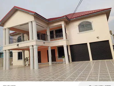 5 Bedroom Furnished House — Accra Metropolitan, Accra