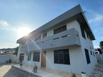 6 Bedroom Ensuite House — East Legon, Accra