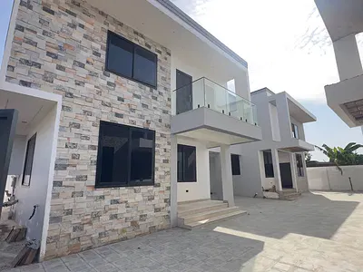 3 Bedroom House — Near KFC Adenta, Adenta, Adenta Municipal, Accra