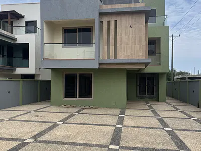 4 Bedroom Townhouse — Tse Addo, Accra