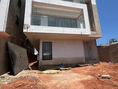 Executive 5 Bedroom Double-Storey House — Tse Addo, Accra