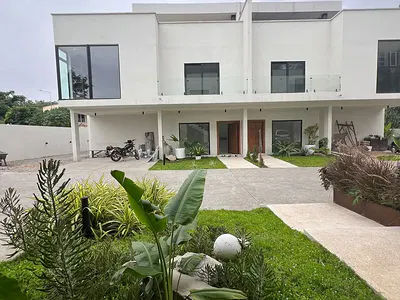 4 Bedroom Townhouse — Cantonments, Accra