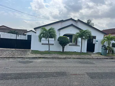 House — Afienya Mataheko, Afienya, Tema, Accra