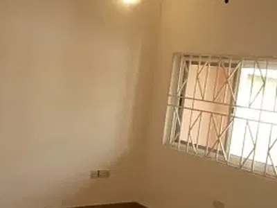 4 Bedroom House — Asylum Down, Accra