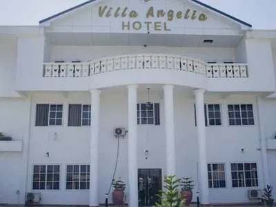 21 Bedroom Hotel Complex