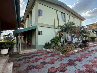 8 Bedroom House — Tuc, Kumasi Metropolitan, Ashanti