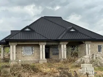 5 Bedroom House — Ejisu-Juaben Municipal, Ashanti