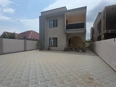 4 Bedroom House — Lakeside, Accra Metropolitan, Accra