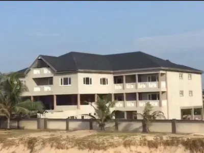 24 Rooms Plus 3 Bedrooms Beach Front Apartments — Amanfrom Beach Front, Takoradi, Sekondi-Takoradi, Western Region