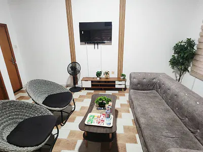 Spacious Private Apartment — American House, East Legon, Accra